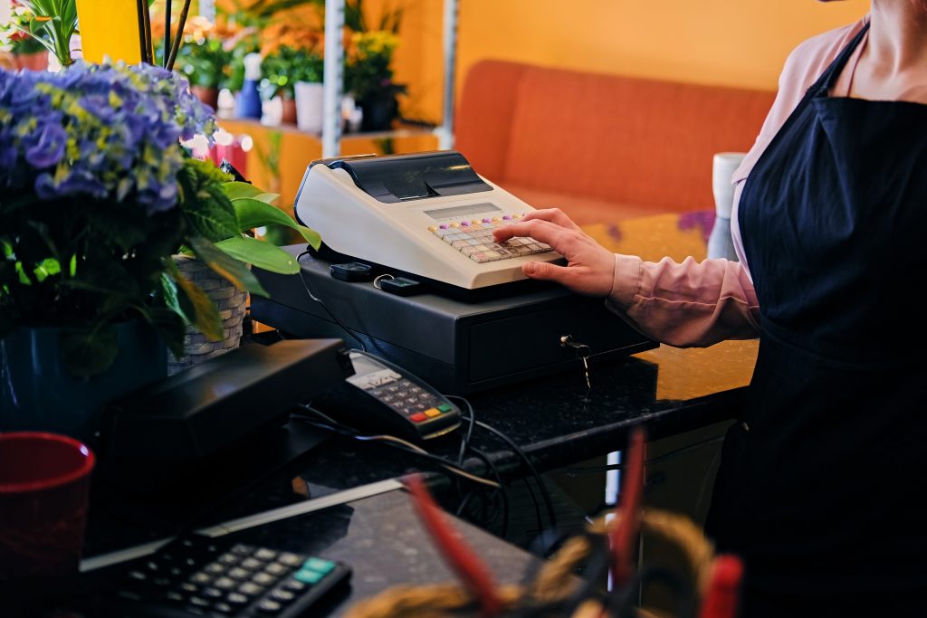 How to Switch from Your Old POS to a New System Without Chaos