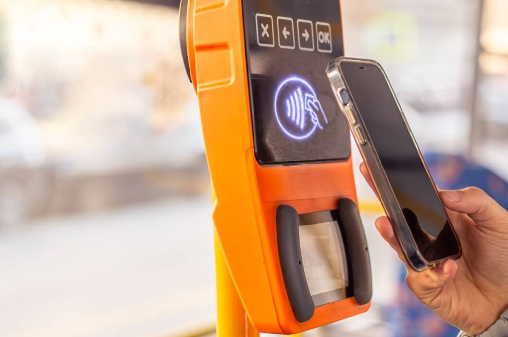 Contactless mobile payment using a wireless POS terminal